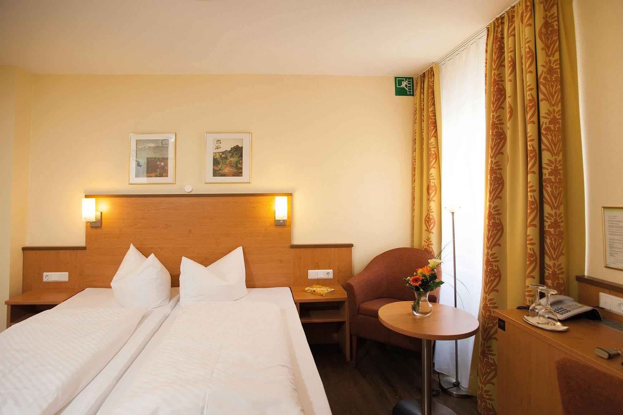 Vitalhotel Am Stadtpark Superior Bad Harzburg Eksteriør bilde